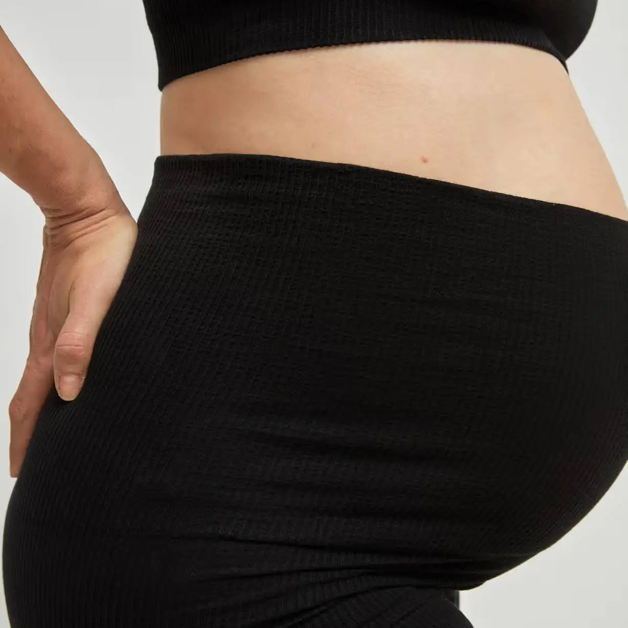 Short de grossesse confortable taille haute MOMSEREINE